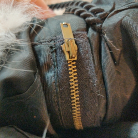 Vintage Handmade Faux Fur Winter Hat With Handmuff Warmer With Inside Zip Pocket - Picture 8 of 8